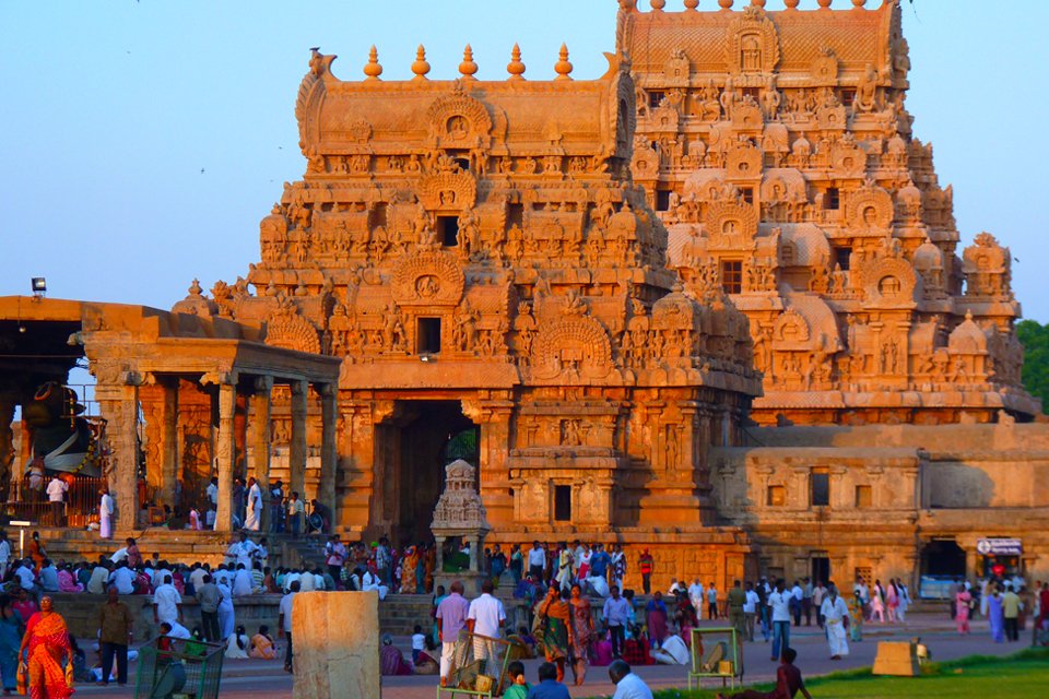 Toegangspoort naar Brihadeeswara-tempel in Tanjore, India